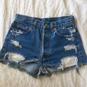 PETROS VINTAGE Levi’s 501 Denim Shorts